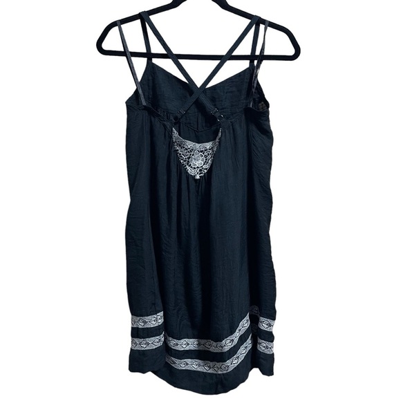 BCBG MaxAzria Lace Hem Cross Back Dress Women’s Size XS - Picture 2 of 6